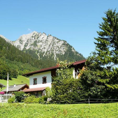 Appartements Burtscher Klosterle am Arlberg Buitenkant foto