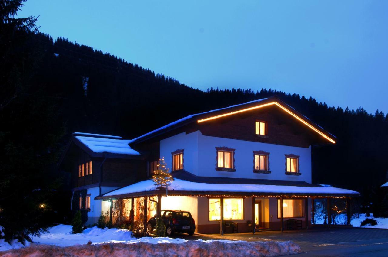 Appartements Burtscher Klosterle am Arlberg Buitenkant foto